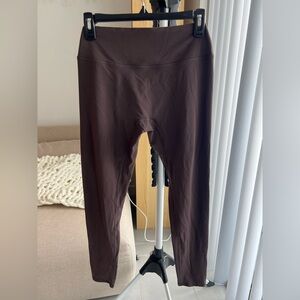 Oner Active Soft Motion Legging Size L Short Regular Length in Dark Umber Brown